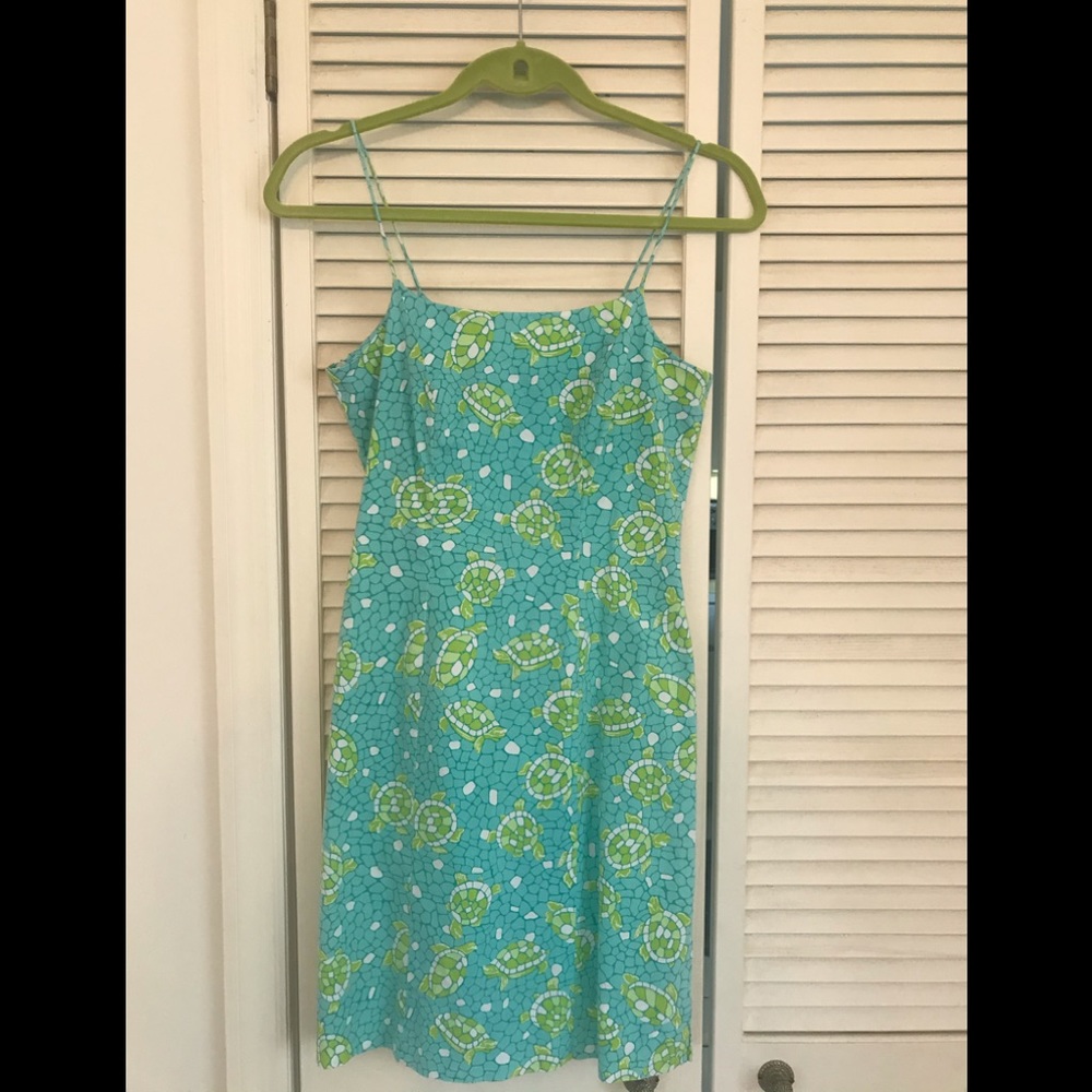 Lilly Pulitzer size 2 sea turtle dress